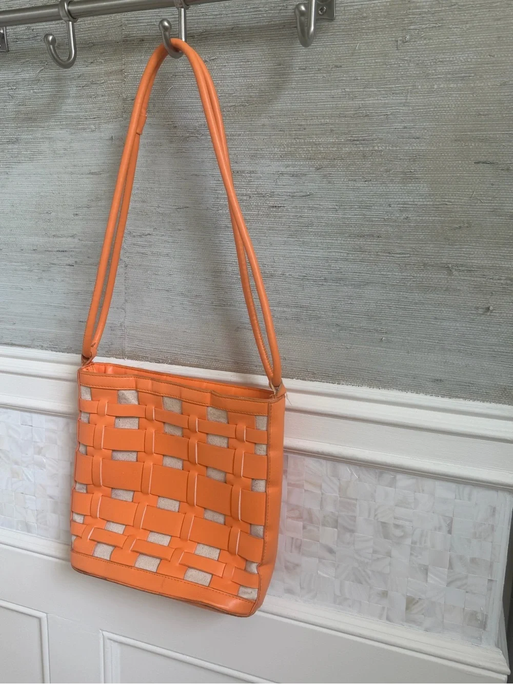A new day Orange faux leather and linen-look fabric woven Shoulder tote bag